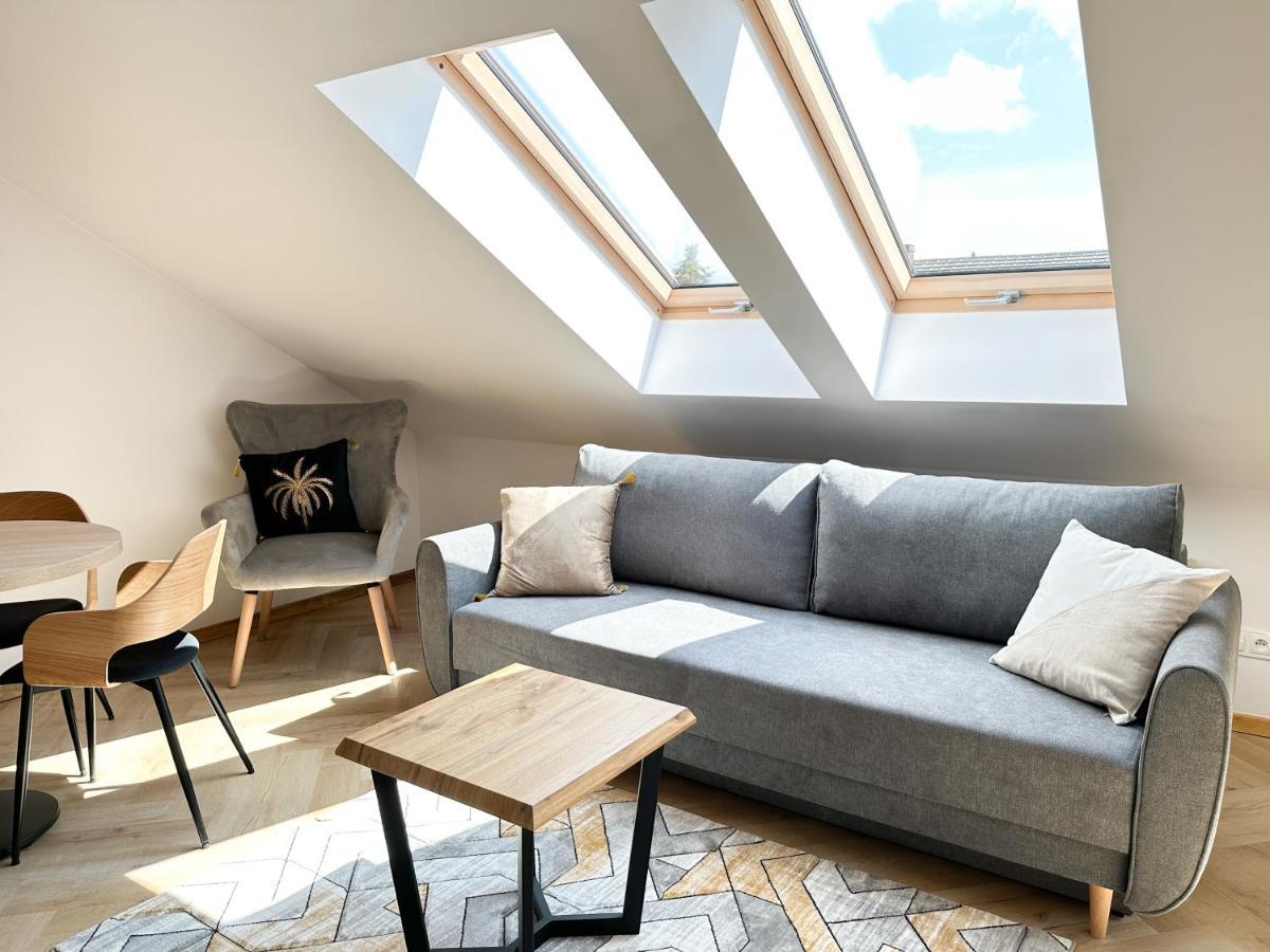 Dmk Oak Studio Near Warsaw-Modlin Airport Nowy Dwor Mazowiecki Luaran gambar
