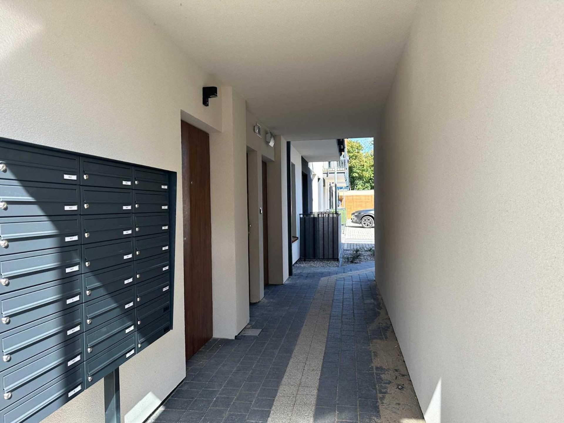 Dmk Oak Studio Near Warsaw-Modlin Airport Nowy Dwor Mazowiecki Luaran gambar